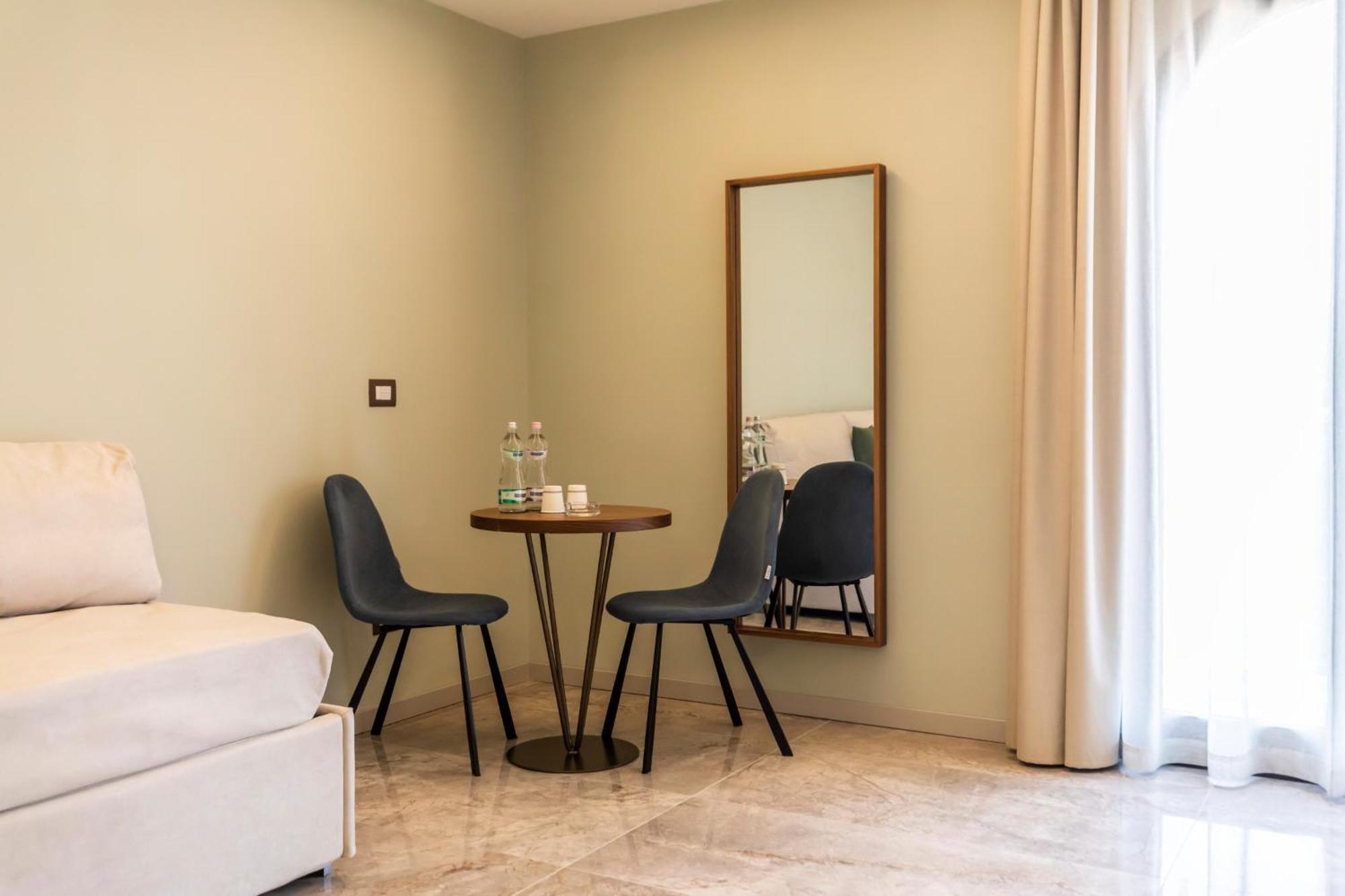 Solmaris Tropea Rooms & Suites Экстерьер фото