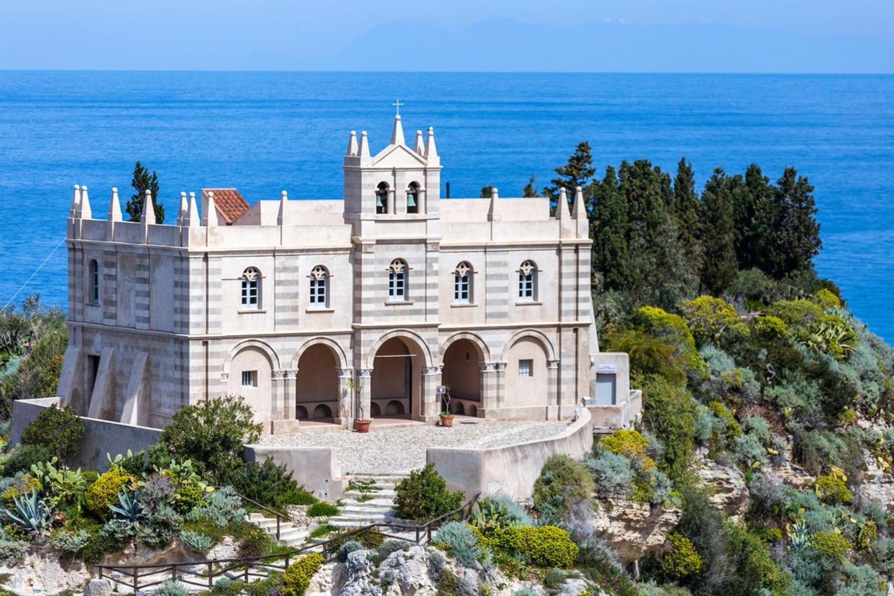 Solmaris Tropea Rooms & Suites Экстерьер фото